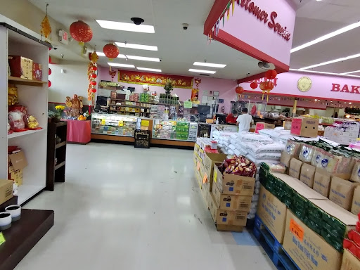 Asian Grocery Store «Hiệp Thái Food Store», reviews and photos, 2430 E Pioneer Pkwy, Arlington, TX 76010, USA