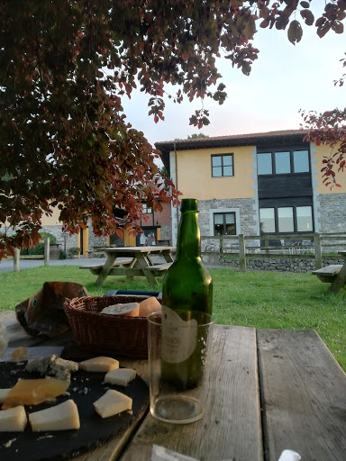 Sidrería Restaurante La Peña'l Cura