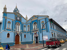 Capilla Católica del Colegio La Dolorosa - Loja