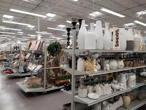 Clothing Store «Burlington Coat Factory», reviews and photos, 3671 N Freeway Blvd, Sacramento, CA 95834, USA