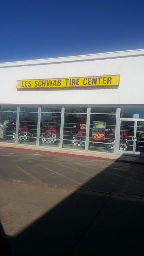 Tire Shop «Les Schwab Tire Center», reviews and photos, 5998 Lindhurst Ave, Marysville, CA 95901, USA