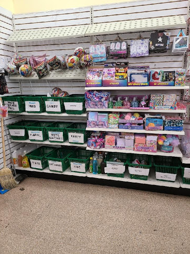 Dollar Store «Dollar Tree», reviews and photos, 1760 N Moorpark Rd, Thousand Oaks, CA 91360, USA