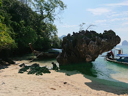 Rai Island Beach'in fotoğrafı doğal alan içinde bulunmaktadır