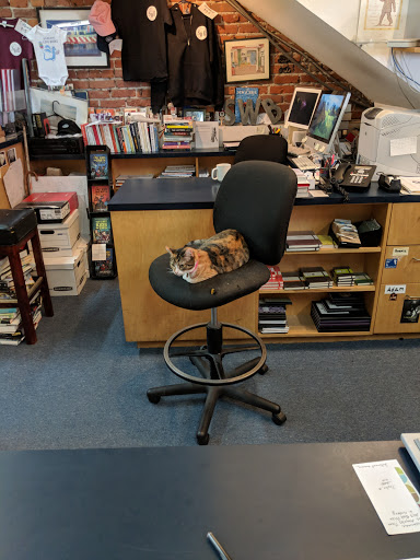 Book Store «Small World Books», reviews and photos, 1407 Ocean Front Walk, Venice, CA 90291, USA