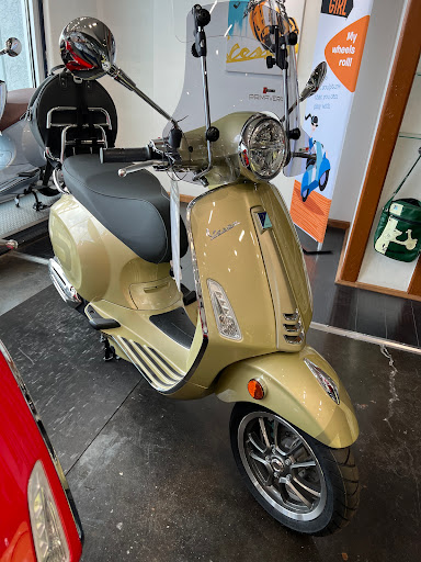 Motor Scooter Dealer «Vespa Motorsport», reviews and photos, 3955 Pacific Hwy, San Diego, CA 92110, USA