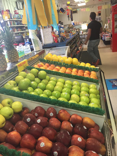 Mexican Grocery Store «El Rancho Supermercado», reviews and photos, 711 N Main St, Shelbyville, TN 37160, USA