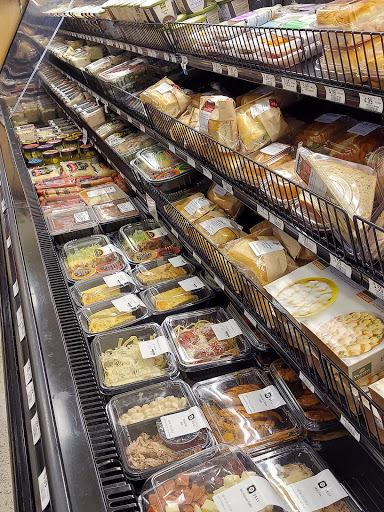 Supermarket «Publix Super Market at Daniels Crossing», reviews and photos, 6900 Daniels Pkwy Ste 19, Fort Myers, FL 33912, USA