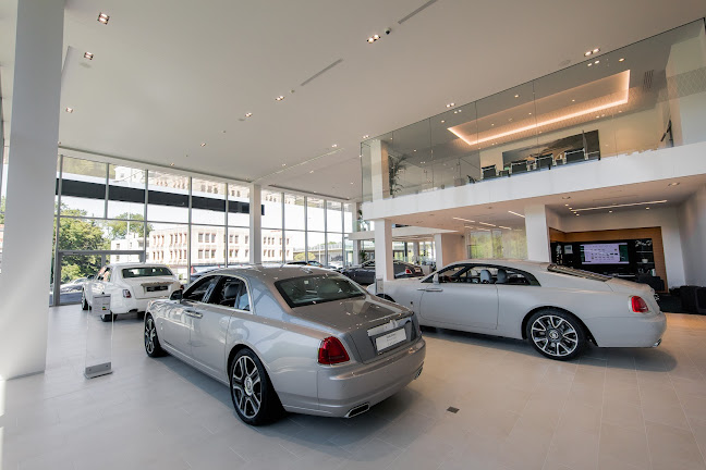 Kommentare und Rezensionen über Rolls-Royce Motor Cars Geneva