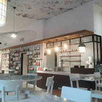 Atmosphère du Restaurant la Potinière - Salon de Thé à Aix-les-Bains - n°8