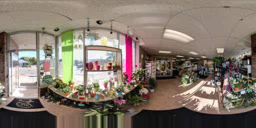 Florist «Alfa Flower Shop», reviews and photos, 7001 W North Ave, Wauwatosa, WI 53213, USA