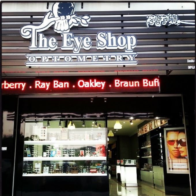 The eye shop