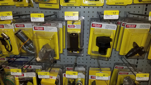 Animal Feed Store «Wilco Farm Store», reviews and photos, 2300 E Hancock St, Newberg, OR 97132, USA