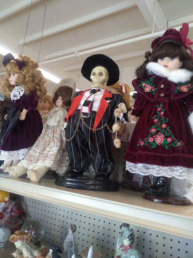 Thrift Store «Goodwill», reviews and photos, 1550 41st Ave I, Capitola, CA 95010, USA