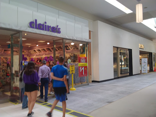 Shopping Mall «East Towne Mall», reviews and photos, 89 E Towne Mall, Madison, WI 53704, USA