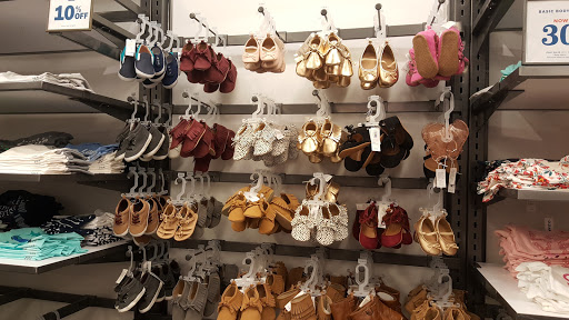 Clothing Store «Old Navy», reviews and photos, 8 Allstate Rd, Boston, MA 02125, USA