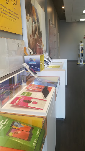 Cell Phone Store «Sprint Store», reviews and photos, 200 N White Horse Pike, Lawnside, NJ 08045, USA