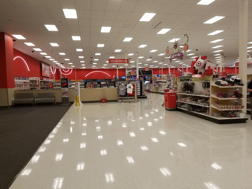 Department Store «Target», reviews and photos, 1001 S Sutton Rd, Streamwood, IL 60107, USA