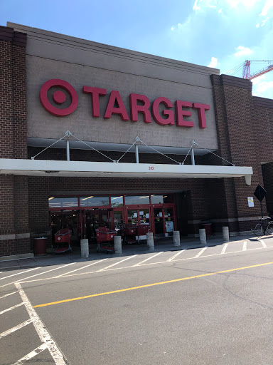 Department Store «Target», reviews and photos, 3101 Jefferson Davis Hwy, Alexandria, VA 22305, USA