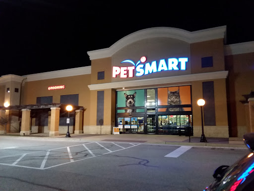 Pet Supply Store «PetSmart», reviews and photos, 131 Highlands Blvd Dr, Manchester, MO 63011, USA