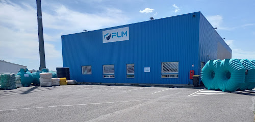 Magasin de materiaux de construction PUM Villemandeur