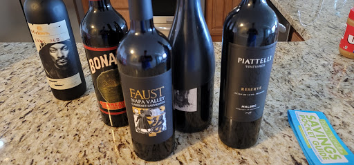 Liquor Store «Beach Liquors», reviews and photos, 1257 Airport Rd, Destin, FL 32541, USA