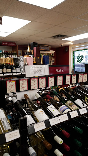 Liquor Store «Lake Wine and Spirits», reviews and photos, 180 Main St S, Southbury, CT 06488, USA
