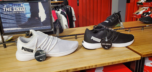 Shoe Store «PUMA», reviews and photos, 1650 Premium Outlet Blvd #333, Aurora, IL 60502, USA