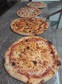 Plats et boissons du Restaurant Pizza ginno à Grasse - n°2