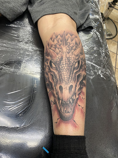 Explore girly tattoo ideas for a sleeve, creative tattoo ideas in Mckinney, available at Anvil Tattoo