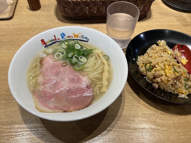 塩中華そば おかだ Osaka Namba ramen