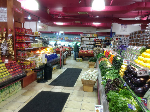 Produce Market «Sheepshead Bay Fruits & Vegetables Market», reviews and photos, 1717 Avenue Z, Brooklyn, NY 11235, USA