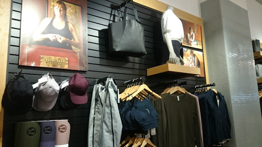 Sportswear Store «lululemon», reviews and photos, 100 Garden State Plaza, Paramus, NJ 07652, USA