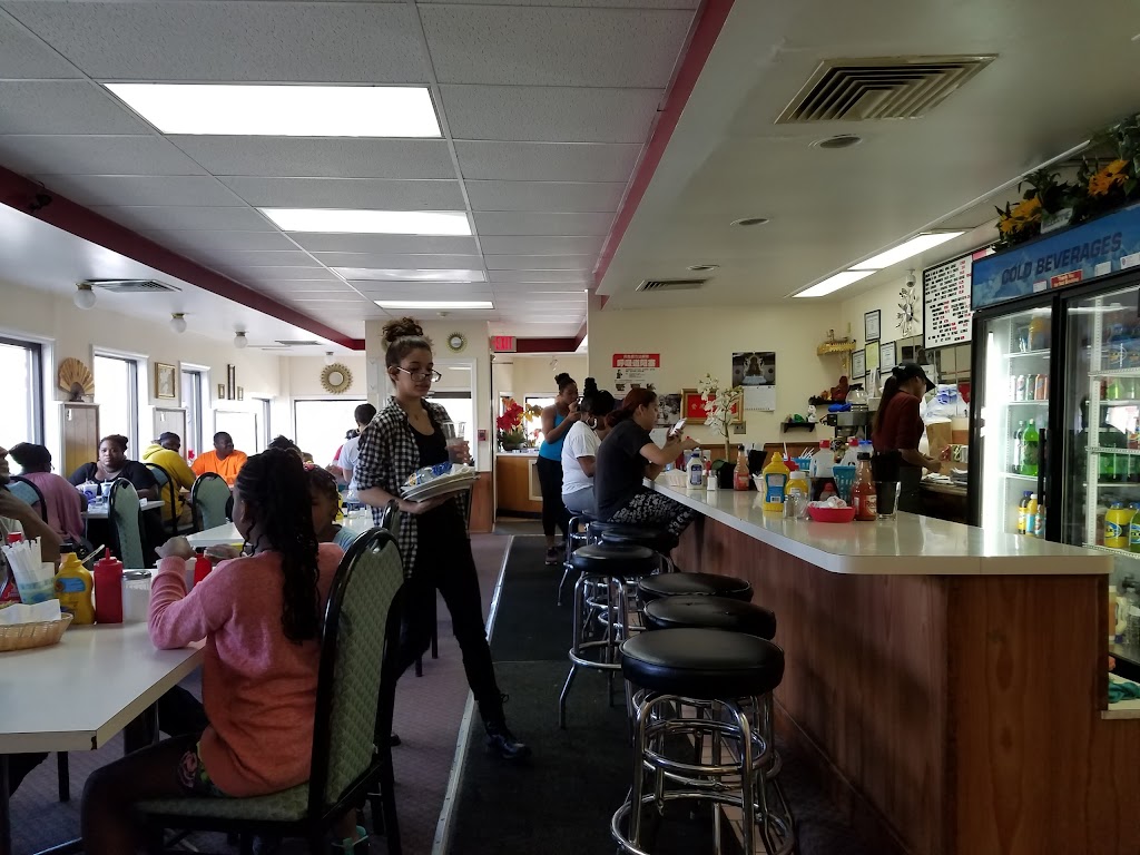 Pay a visit to the oval @ seletar aerospace park and its restaurants and enjoy some family time. Central Park Family Diner Rochester, NY 14605 Menu, Hours, Reviews