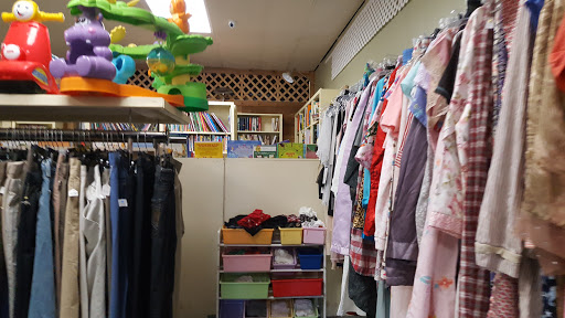 Used Clothing Store «T.E.A.M. Resale Shop», reviews and photos, 300 W Main St, Tomball, TX 77375, USA