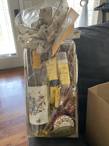 Florist «Bumblebee Blooms Flower Boutique», reviews and photos, 135 N Sierra St a, Reno, NV 89501, USA