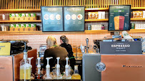 Atmosphère du Café Starbucks coffee à Sailly-Flibeaucourt - n°5