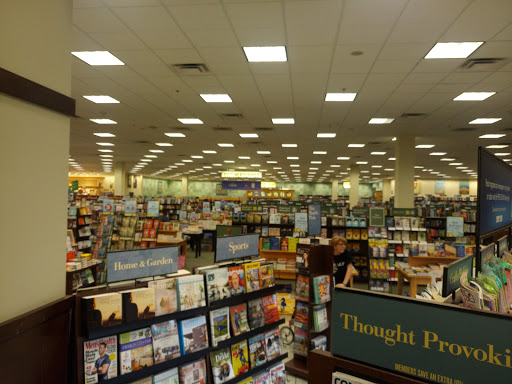 Book Store «Barnes & Noble Booksellers Happy Valley», reviews and photos, 2501 W Happy Valley Rd, Phoenix, AZ 85085, USA