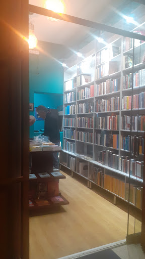 Librería Licántropo