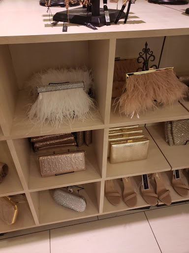 Fashion Accessories Store «Charming Charlie», reviews and photos, 9020 Hudson Rd #403, Woodbury, MN 55125, USA