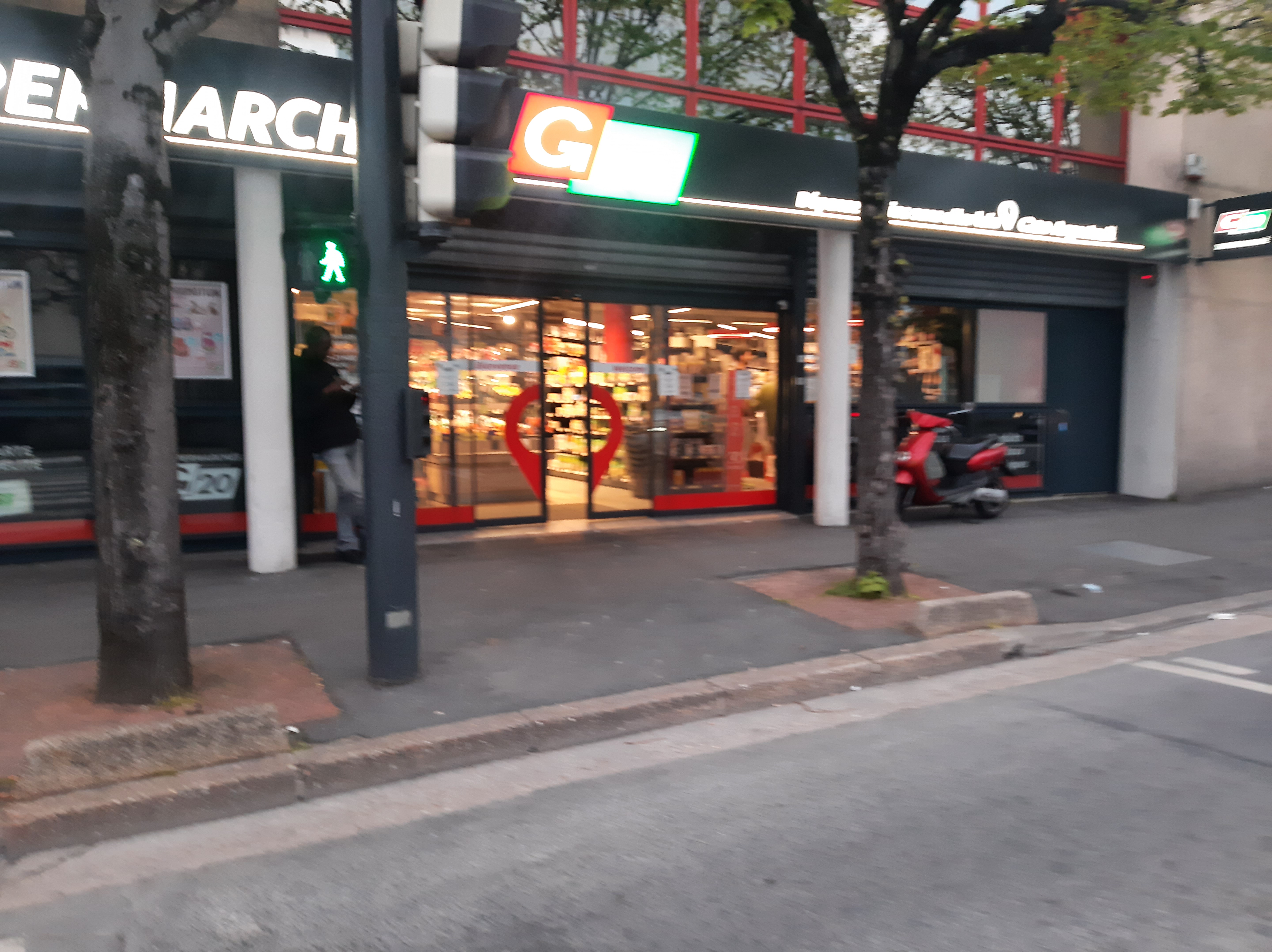 Photo n° 4 de l'avis de Charith.h fait le 11/04/2022 à 21:12