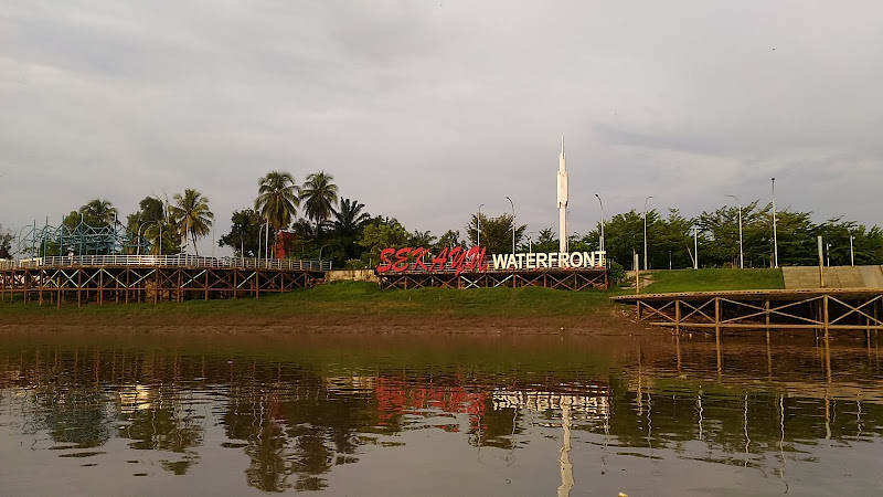 Waterfront Sekayu