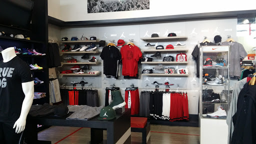 Shoe Store «Just For Sports», reviews and photos, 6215 N Andrews Ave, Fort Lauderdale, FL 33309, USA