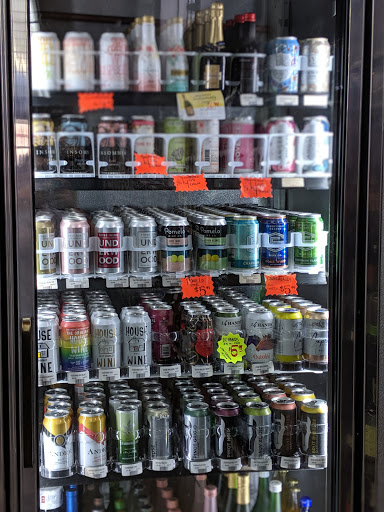 Liquor Store «Broadway Liquors», reviews and photos, 2860 Broadway, Oakland, CA 94611, USA