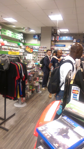 Video Game Store «GameStop», reviews and photos, 1100 S Hayes St #230, Arlington, VA 22202, USA