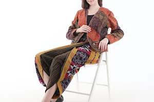 Batik Rengganis-Batik Jogja image