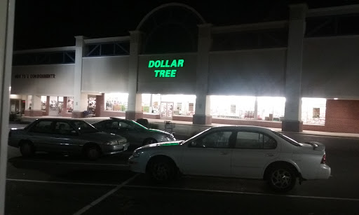 Dollar Store «Dollar Tree», reviews and photos, 1175 N Colony Rd, Wallingford, CT 06492, USA