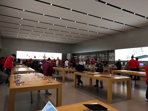 Computer Store «Apple Oakbrook», reviews and photos, 70 Oakbrook Center, Oak Brook, IL 60523, USA