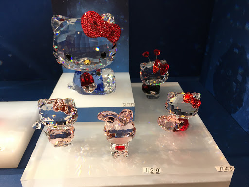 Jewelry Store «Swarovski Houston Galleria», reviews and photos, 5085 Westheimer Rd B3703, Houston, TX 77056, USA