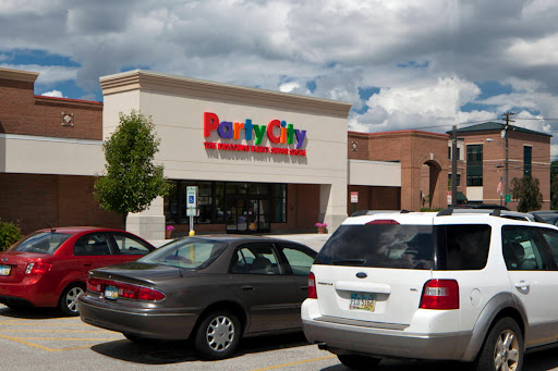 Shopping Mall «Southland Shopping Center», reviews and photos, 6944 W 130th St, Middleburg Heights, OH 44130, USA