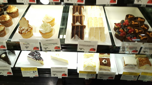 Grocery Store «Earth Fare», reviews and photos, 721 Gov Morrison St #110, Charlotte, NC 28211, USA